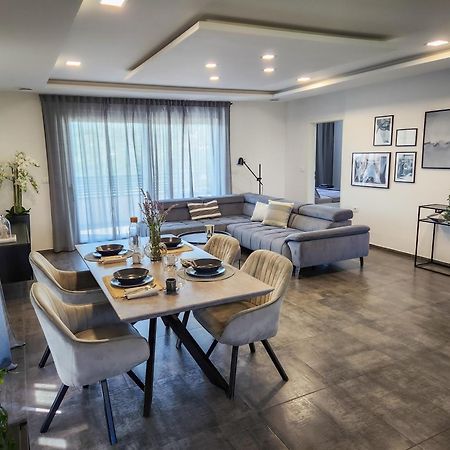 Villa Capris Apartments Копер Экстерьер фото