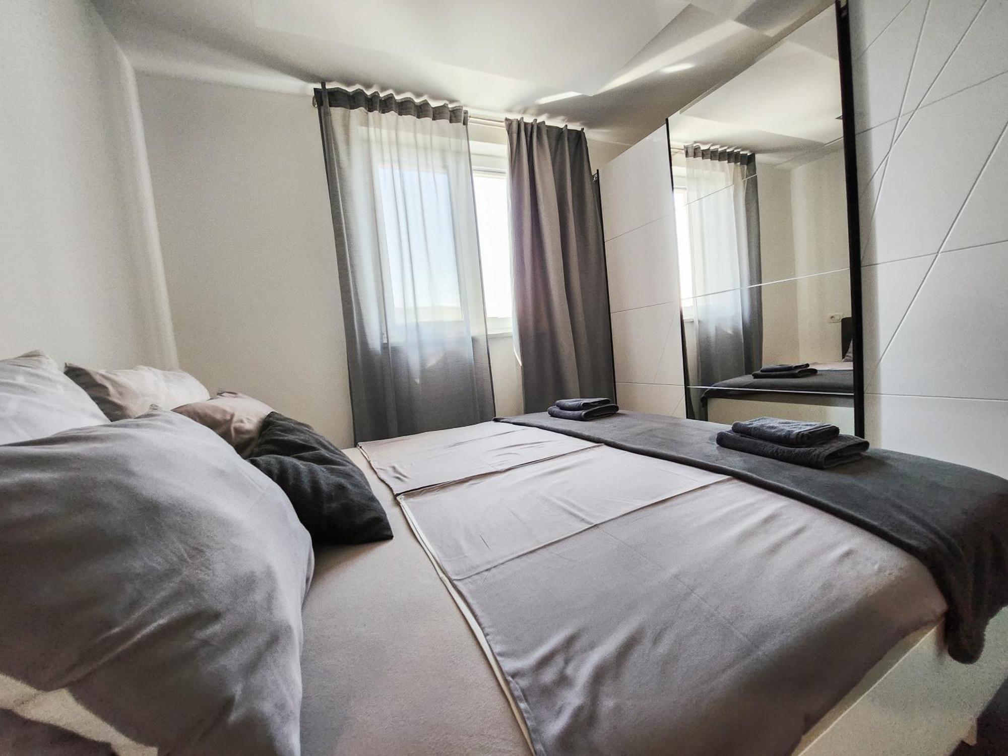 Villa Capris Apartments Копер Экстерьер фото
